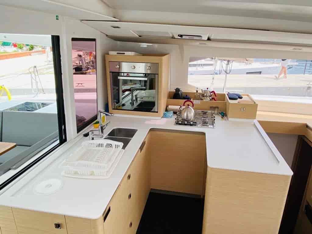 Boat picture 17