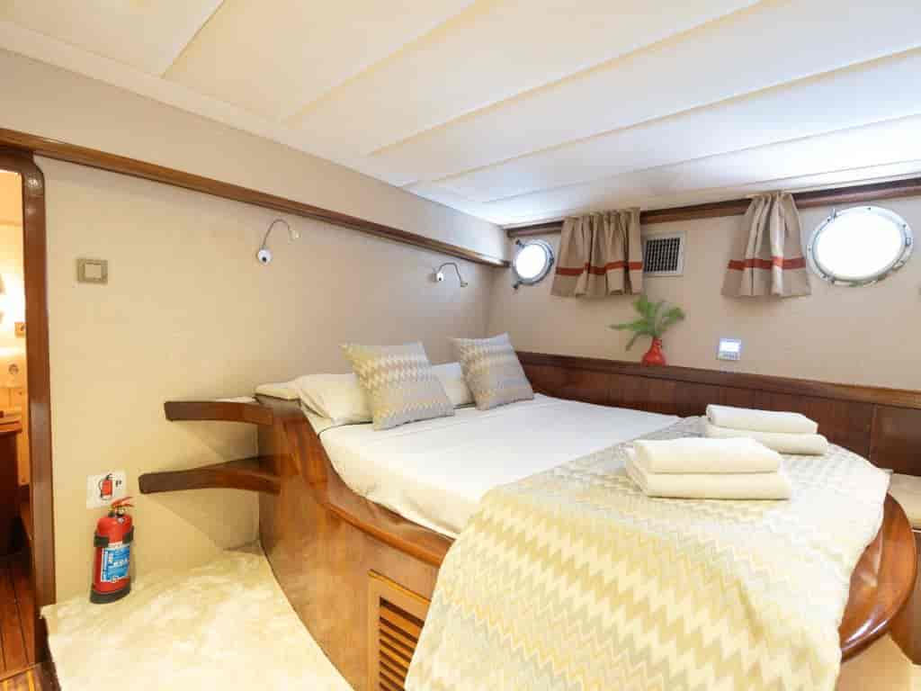 Boat picture 12
