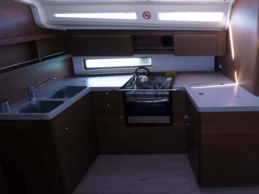 Boat picture 16