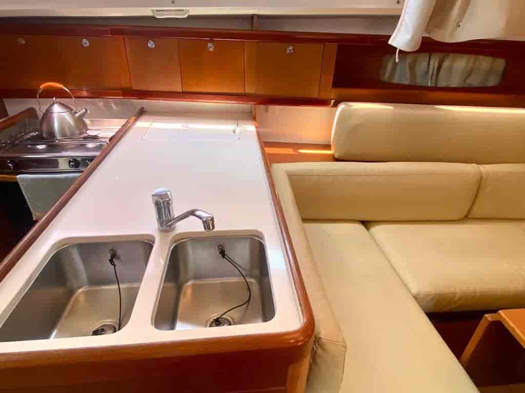 Boat picture 17