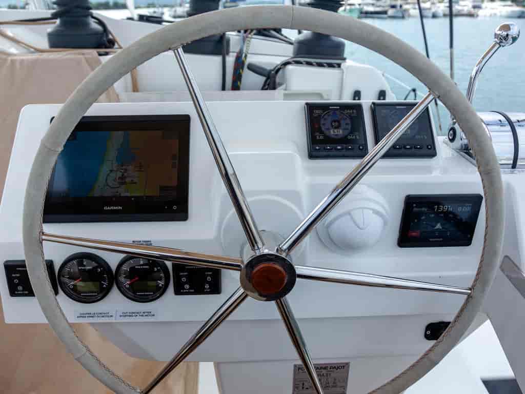 Boat picture 17