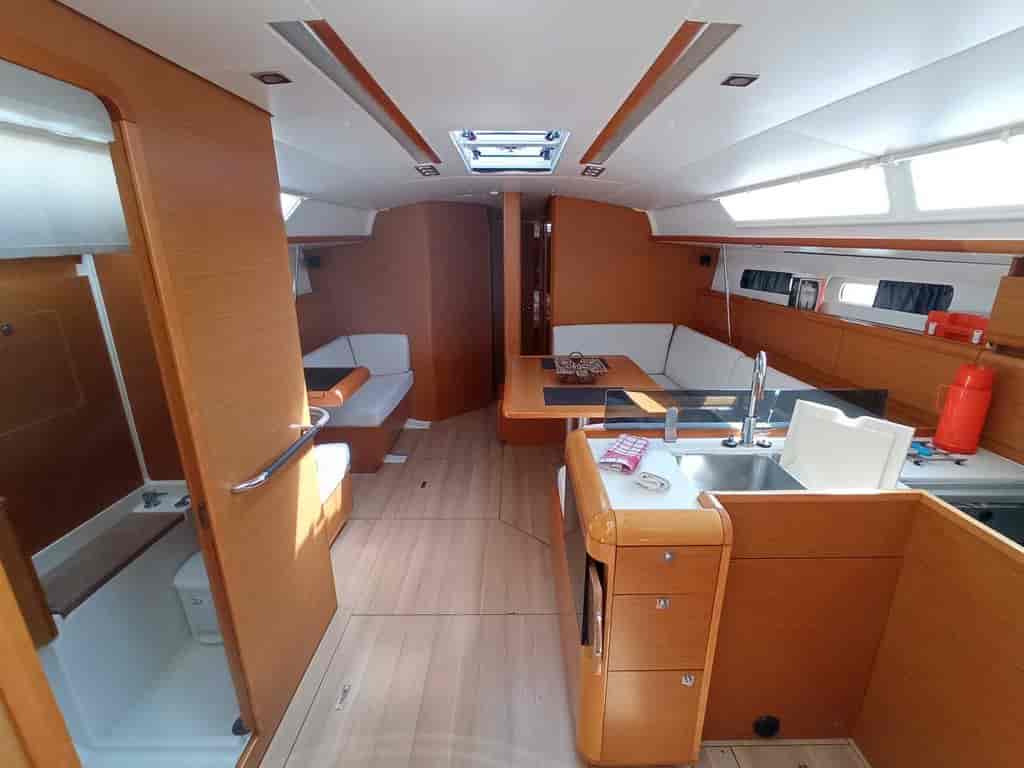 Boat picture 9