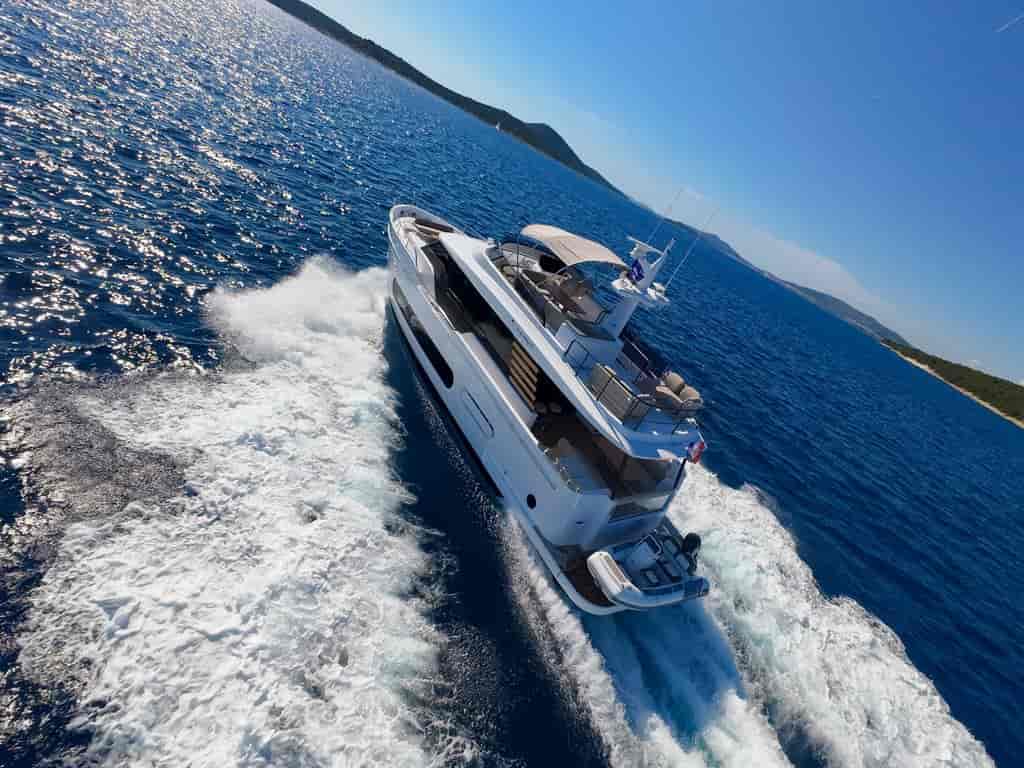 Boat picture 72
