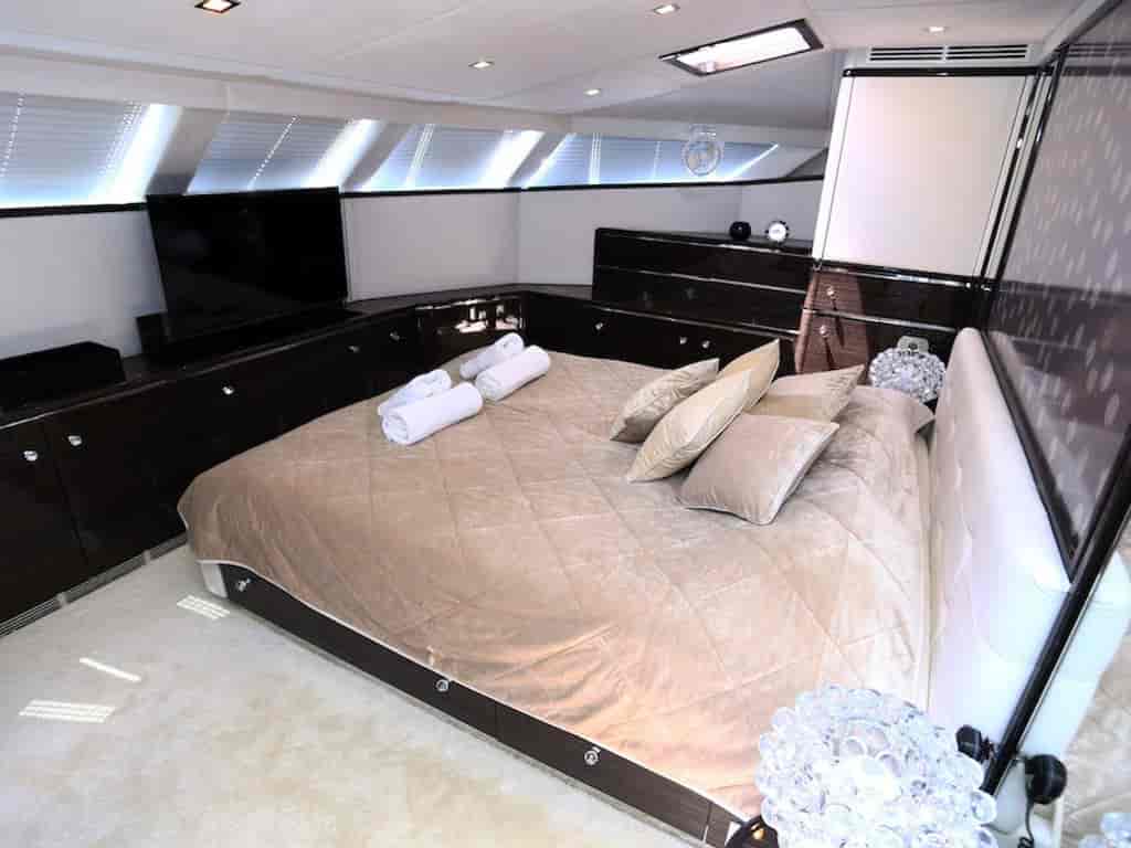 Boat picture 12