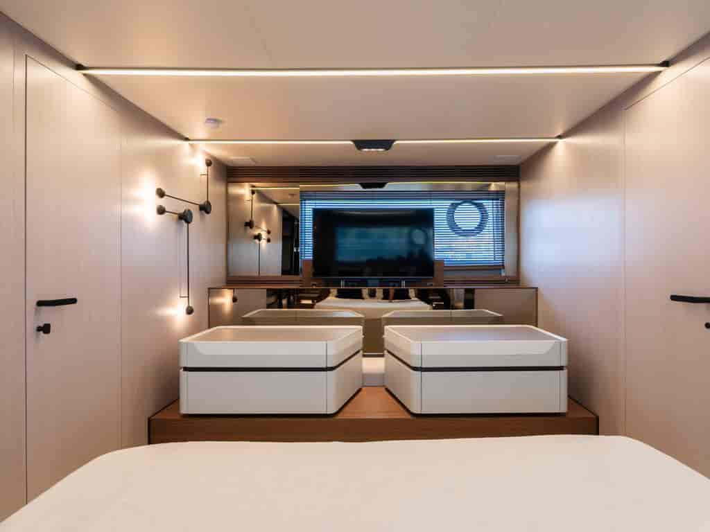 Boat picture 37
