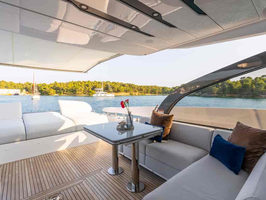Boat picture 9