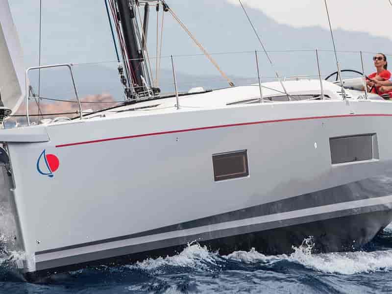 Photo of Sunsail 52.4 Classic, image 1 of 5