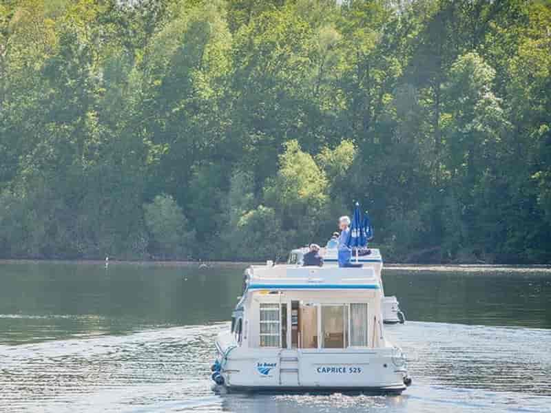 Photo of undefined, image 1 of 3