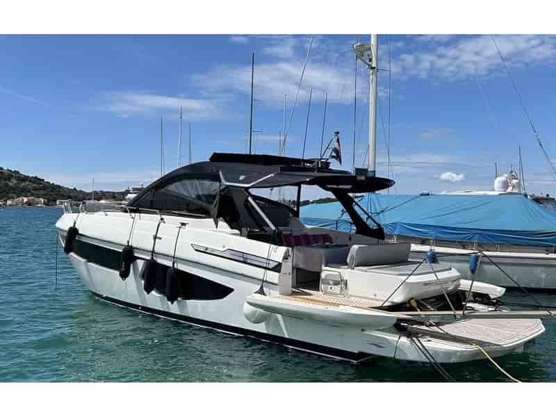 Boat picture 1