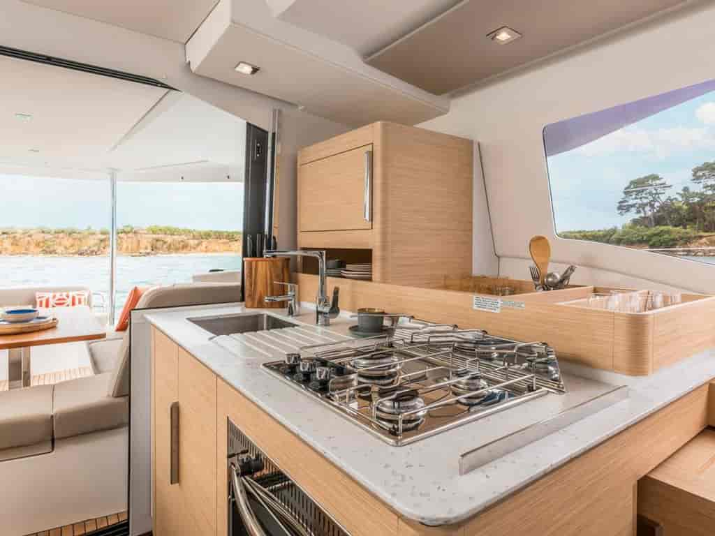 Boat picture 16
