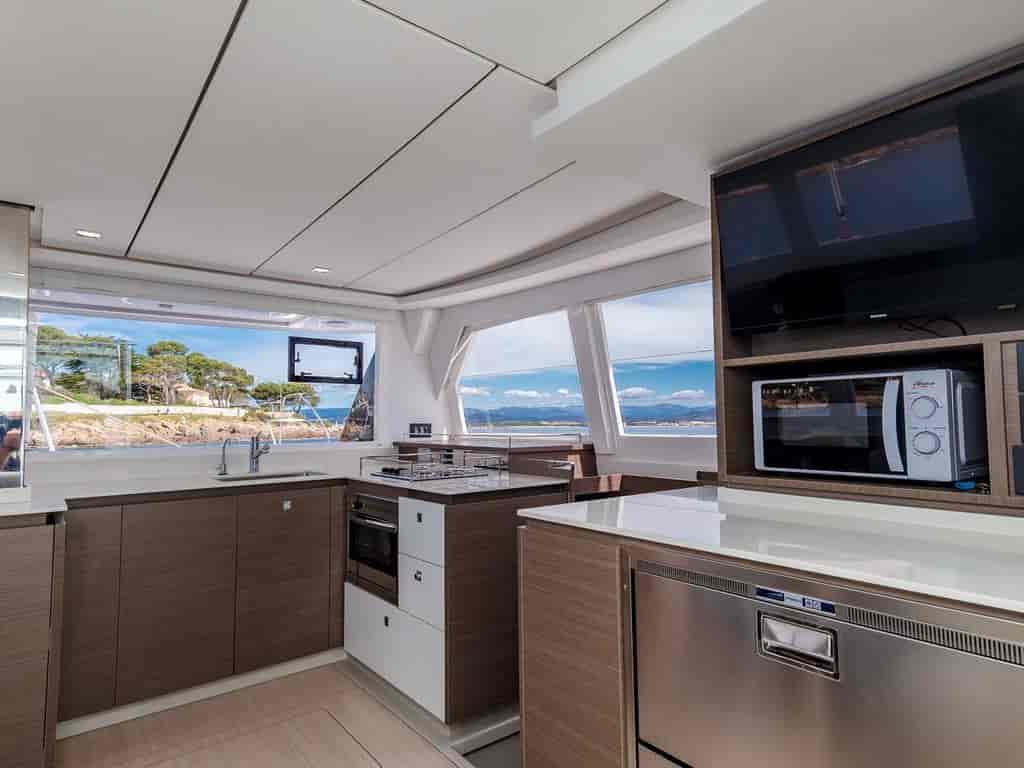 Boat picture 17