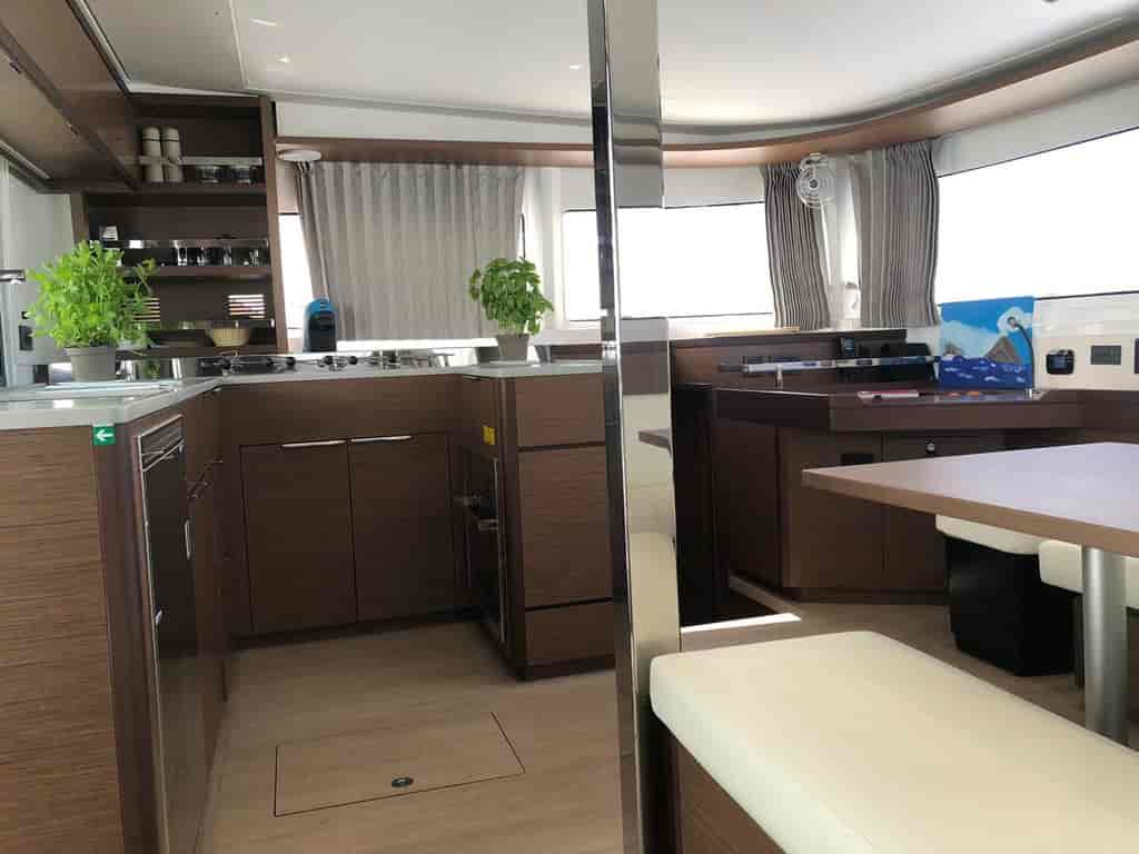 Boat picture 18