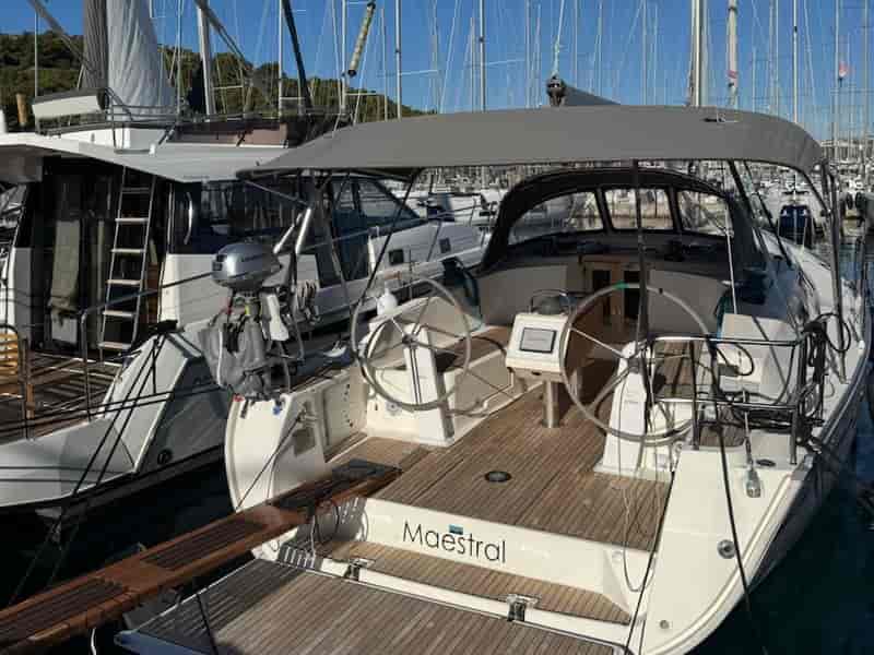 Photo of Maestral, image 1 of 5