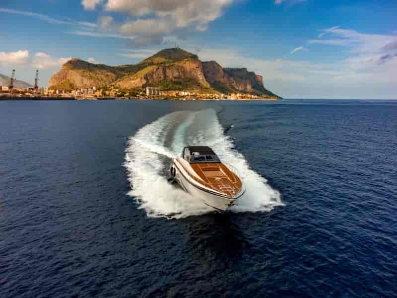 Boat picture 1