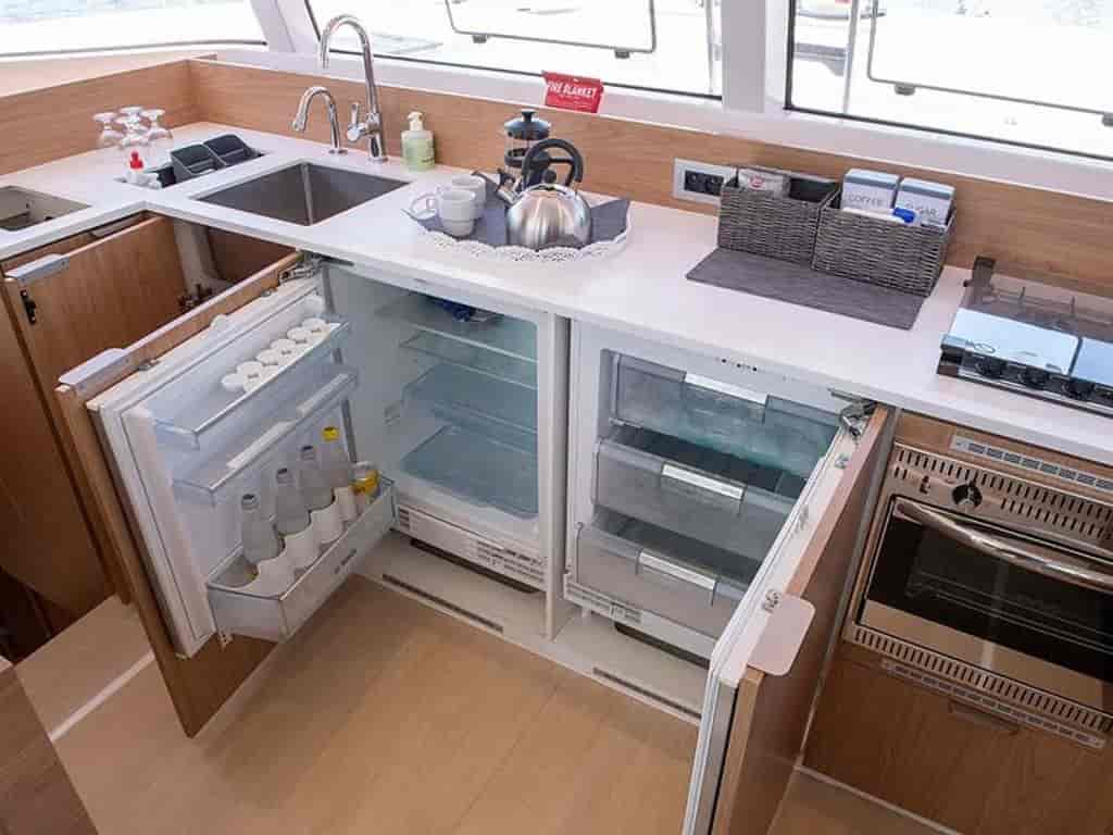 Boat picture 14