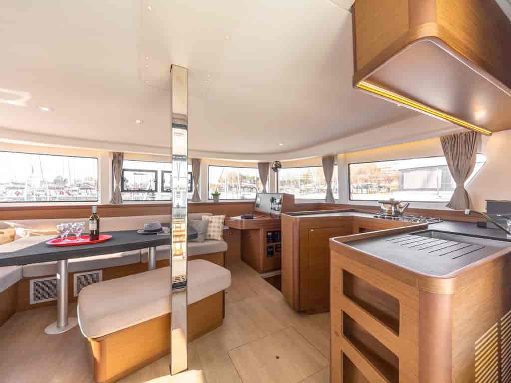 Boat picture 9