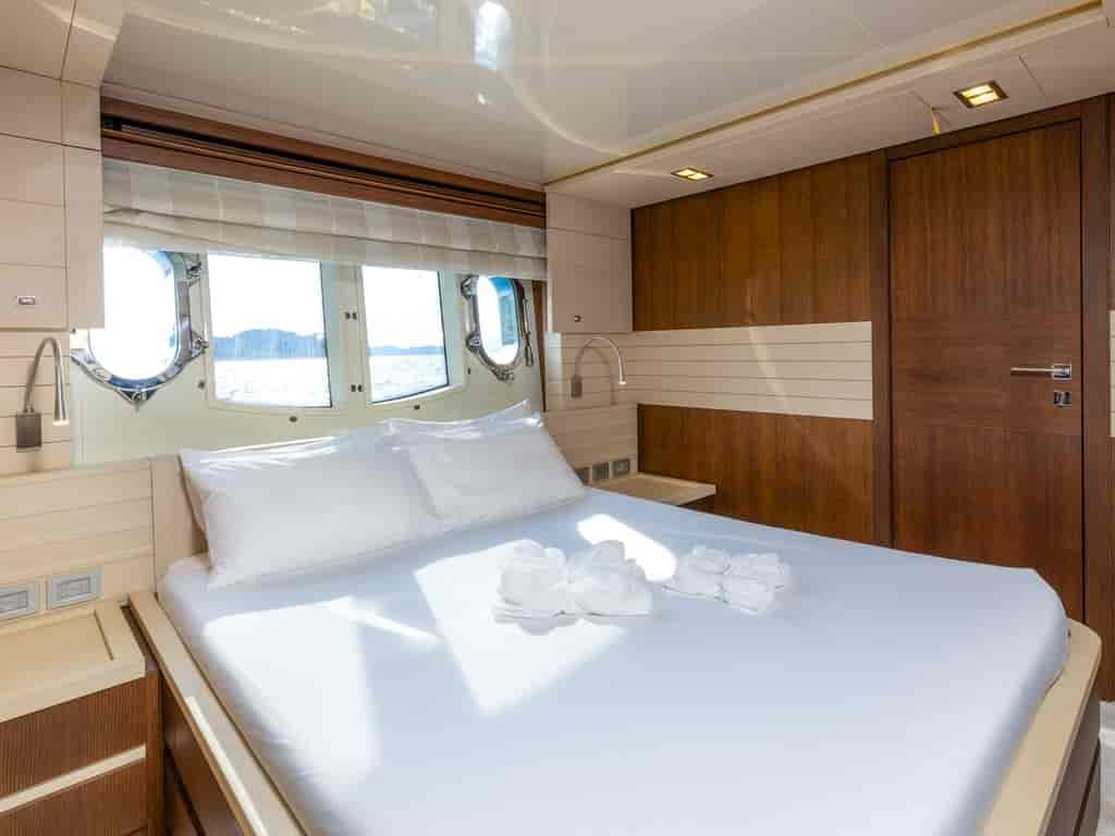Boat picture 9