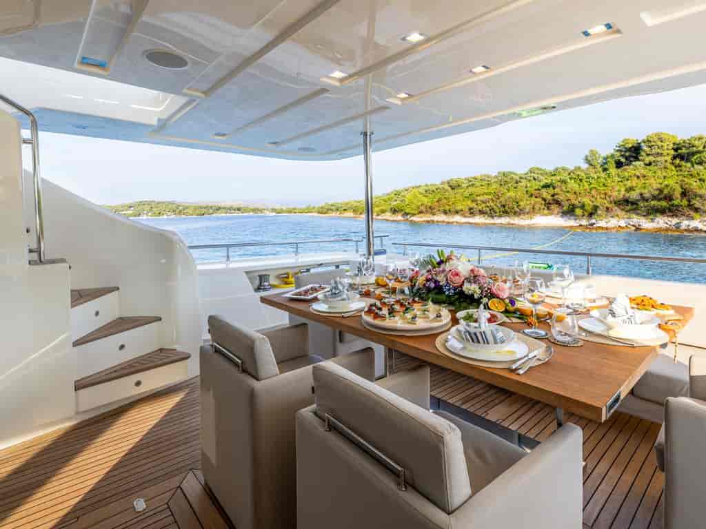 Boat picture 10