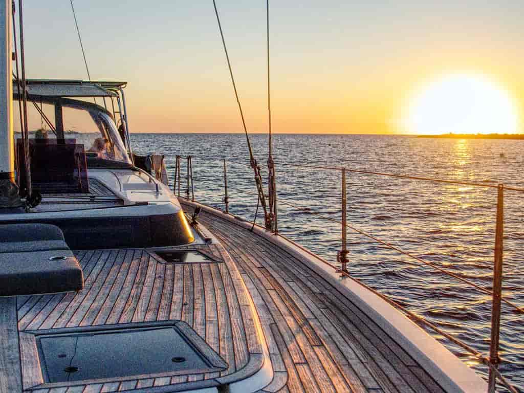 Boat picture 9