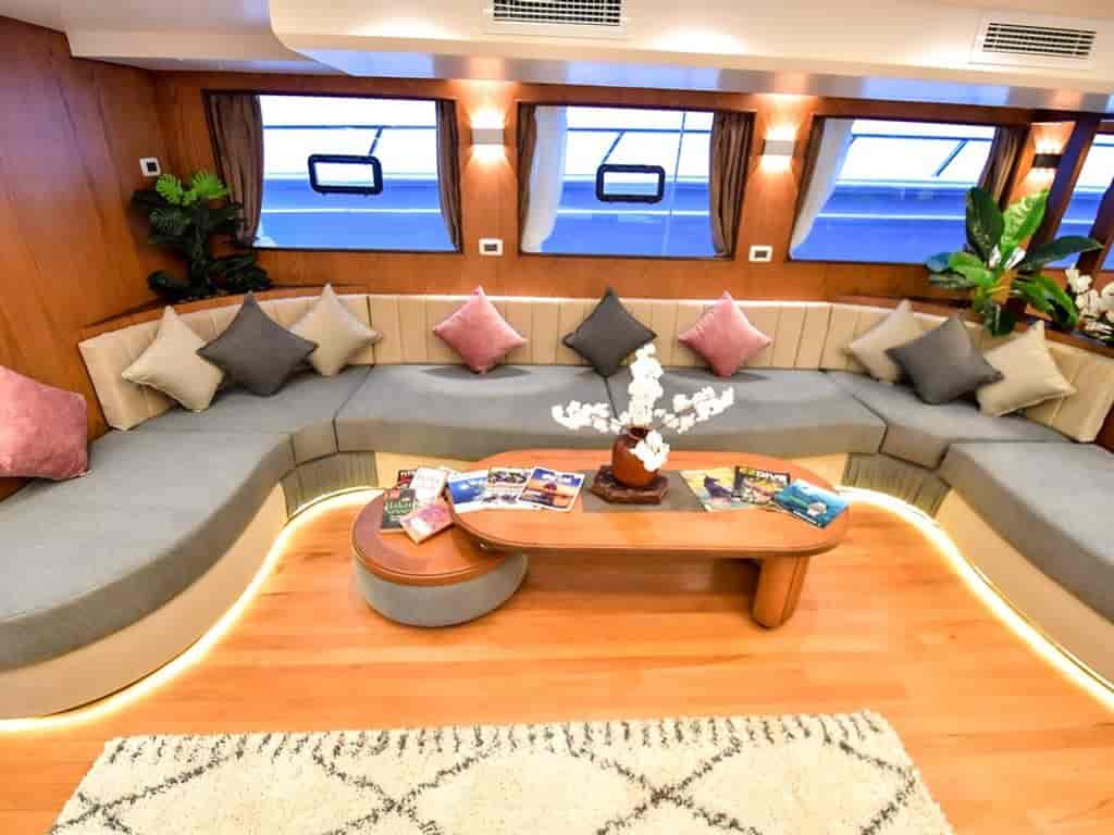 Boat picture 16