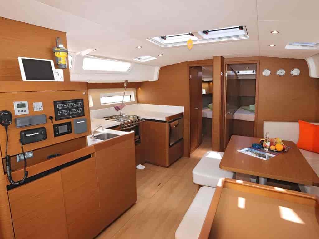 Boat picture 10
