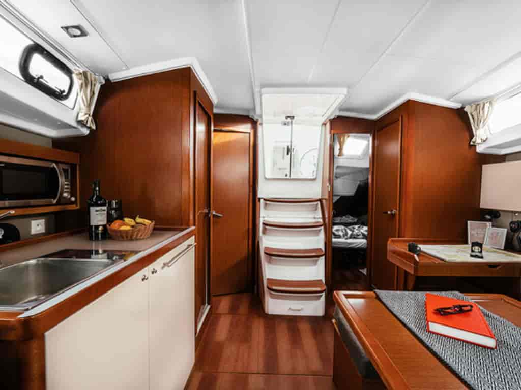 Boat picture 9