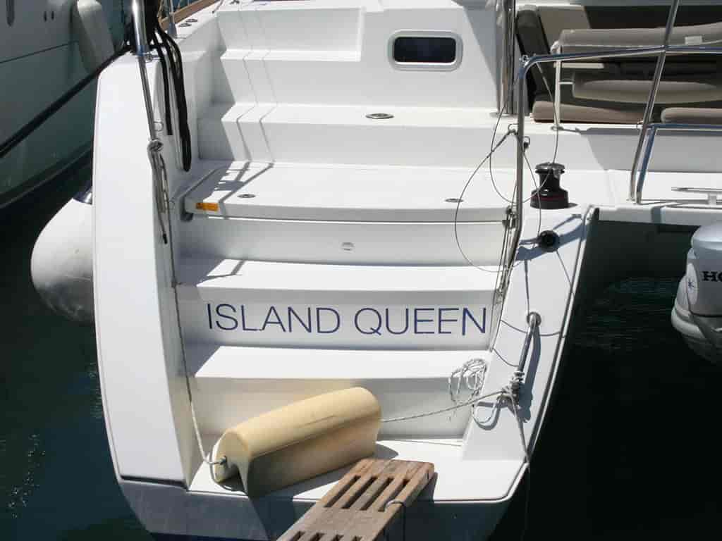 Photo 4 of Island Queen