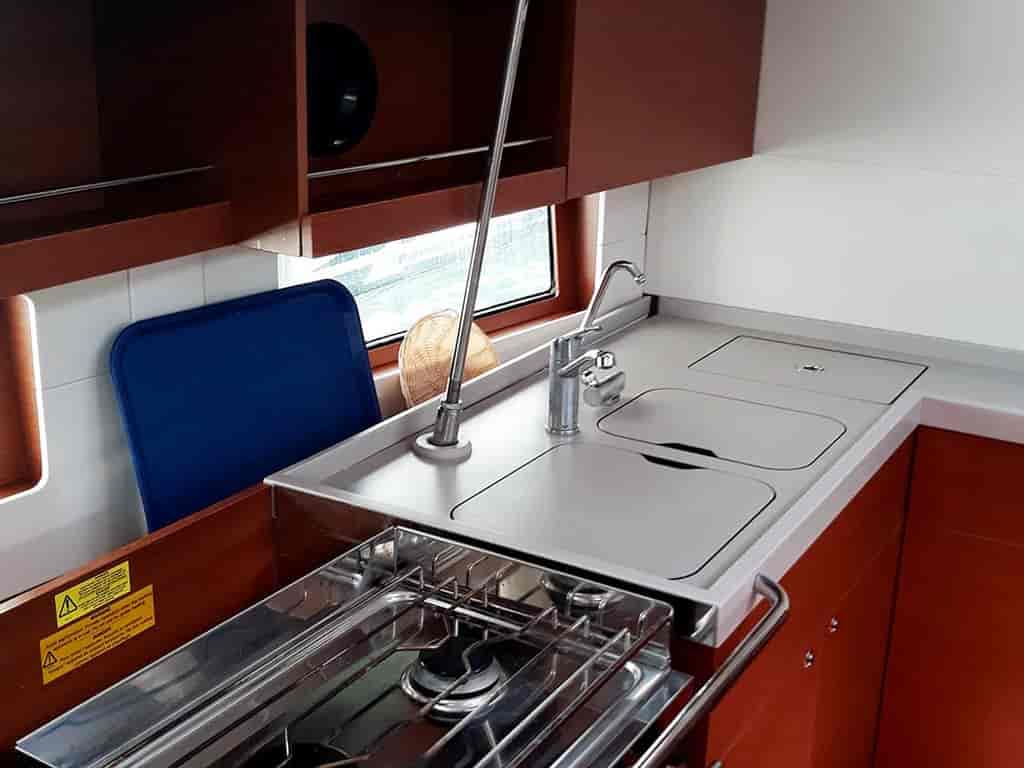 Boat picture 9