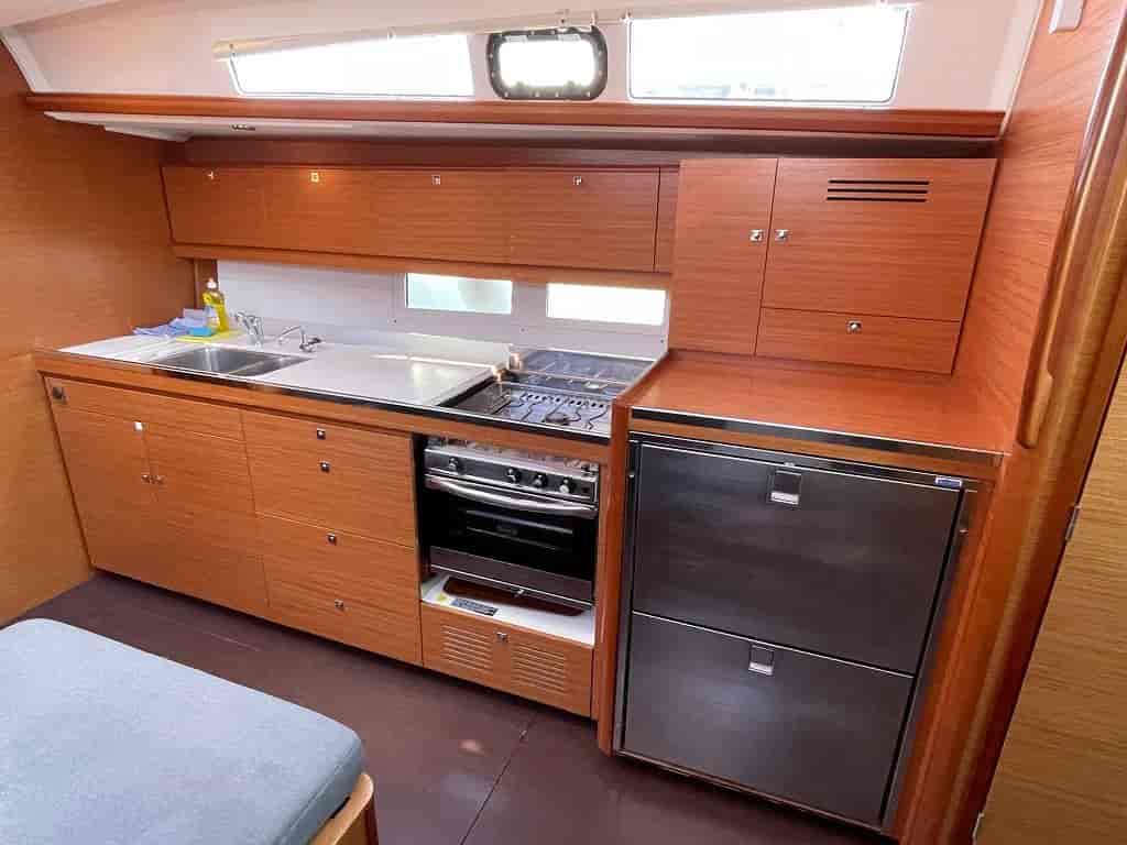 Boat picture 9