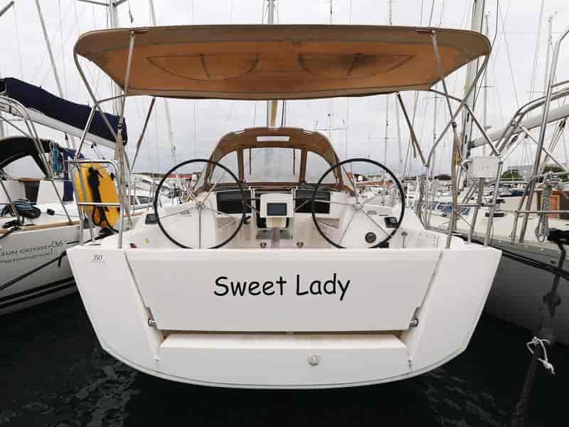 Photo of Sweet Lady, image 1 of 5