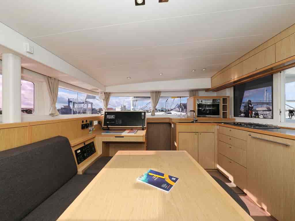 Boat picture 16