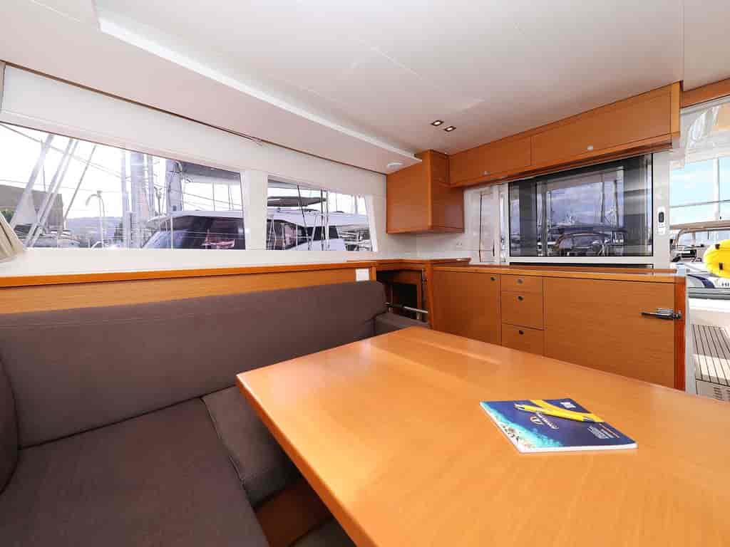 Boat picture 13