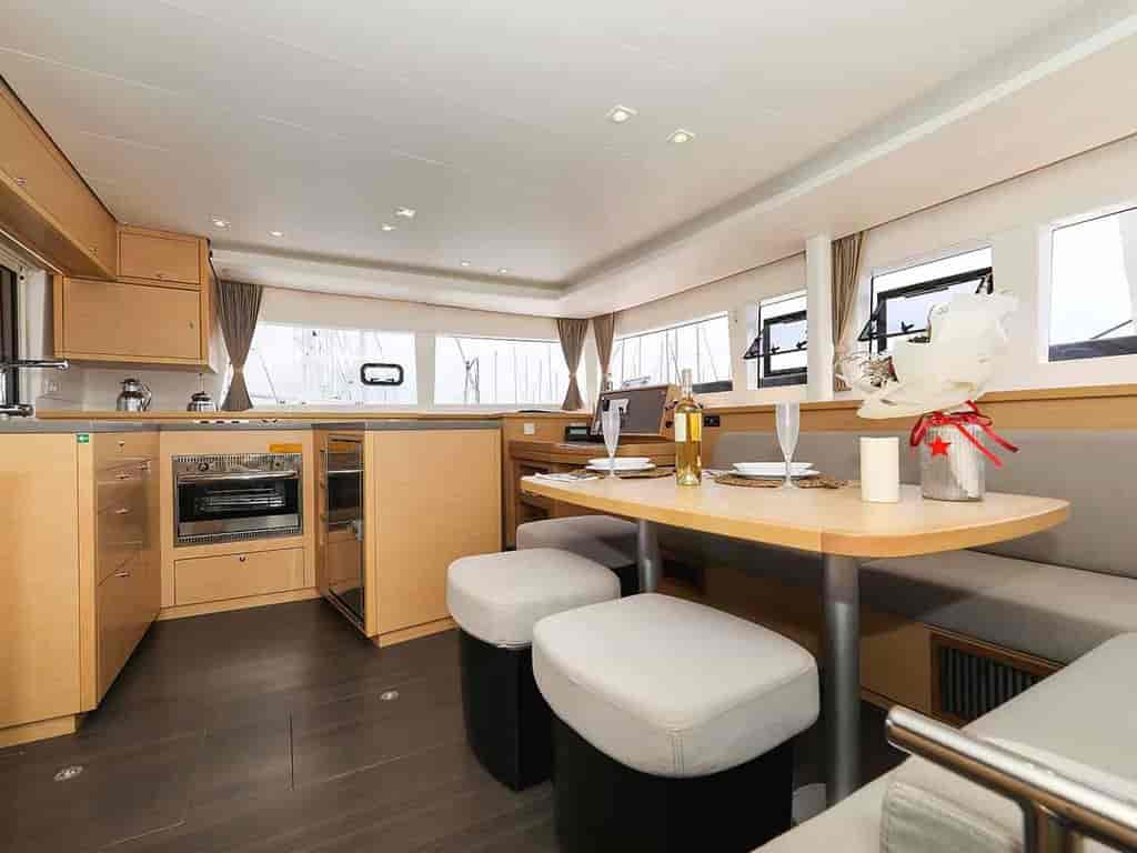 Boat picture 9