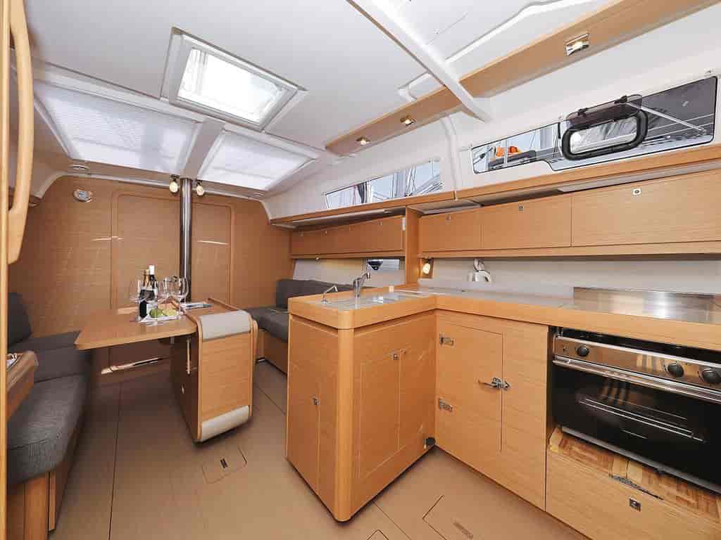 Boat picture 9