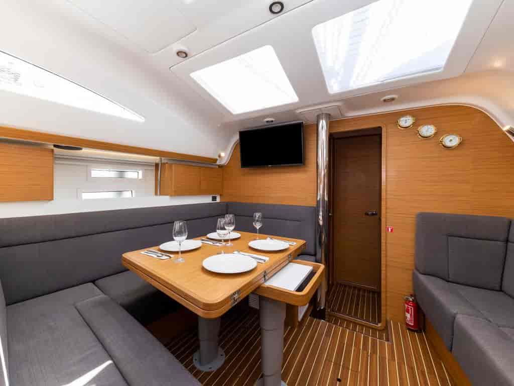 Boat picture 17