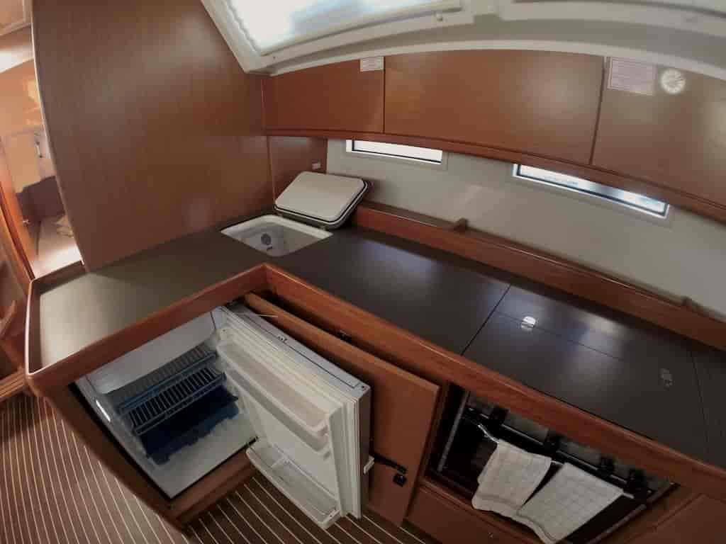 Boat picture 9