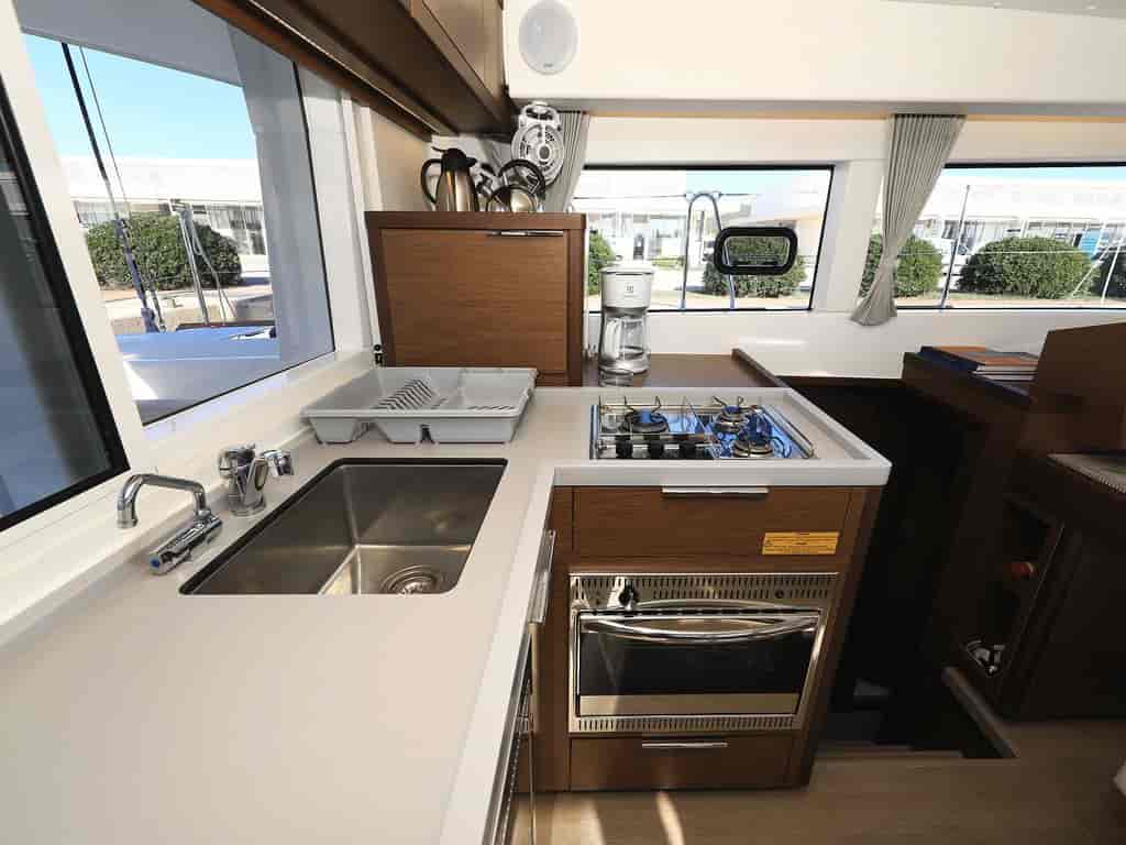 Boat picture 13
