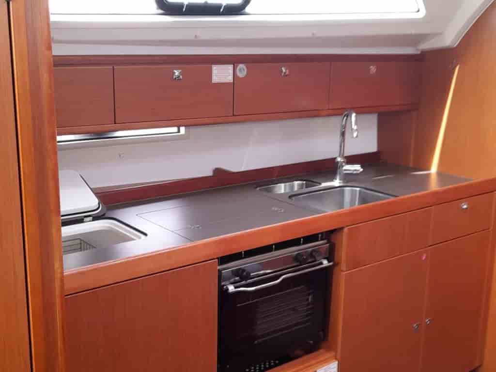 Boat picture 9