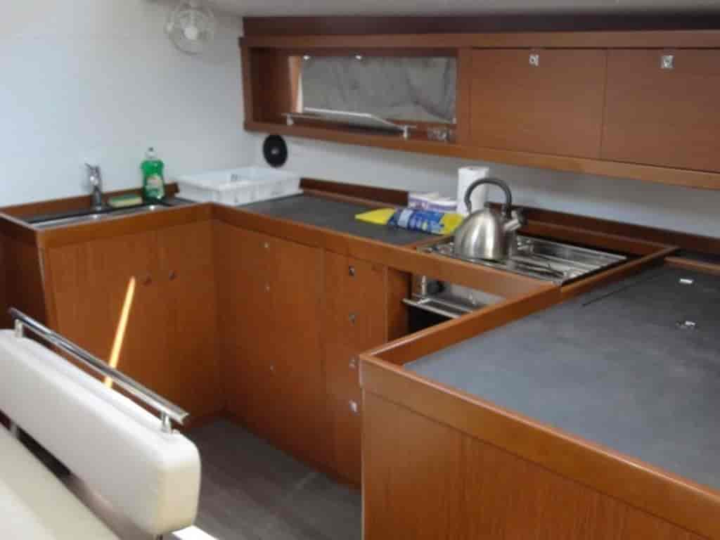 Boat picture 17
