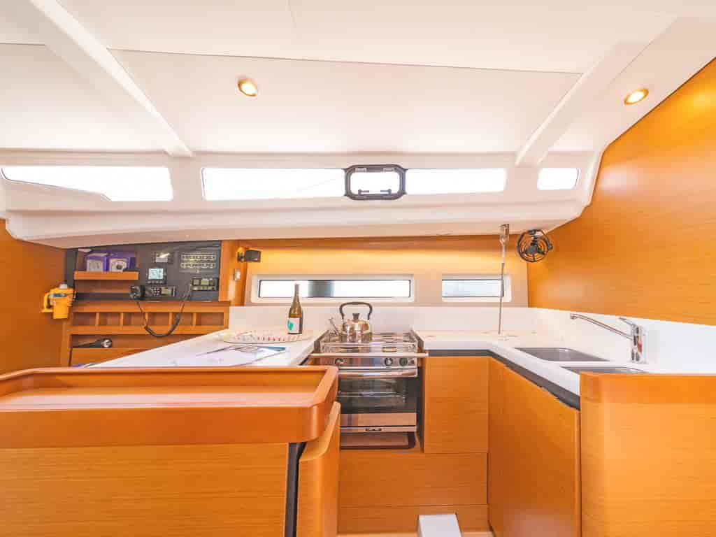 Boat picture 16