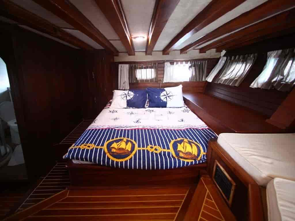 Boat picture 12