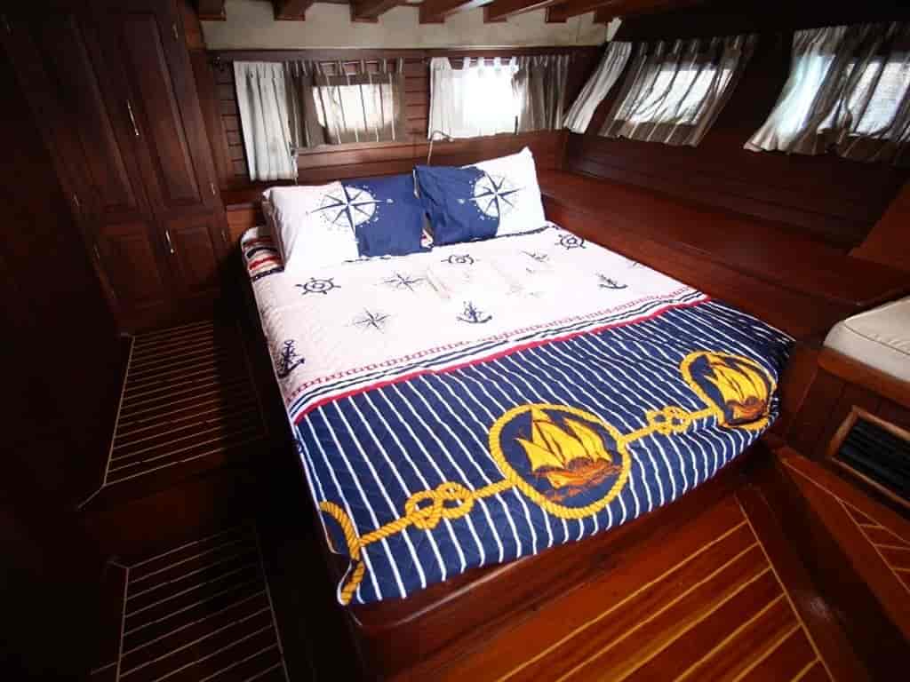 Boat picture 13