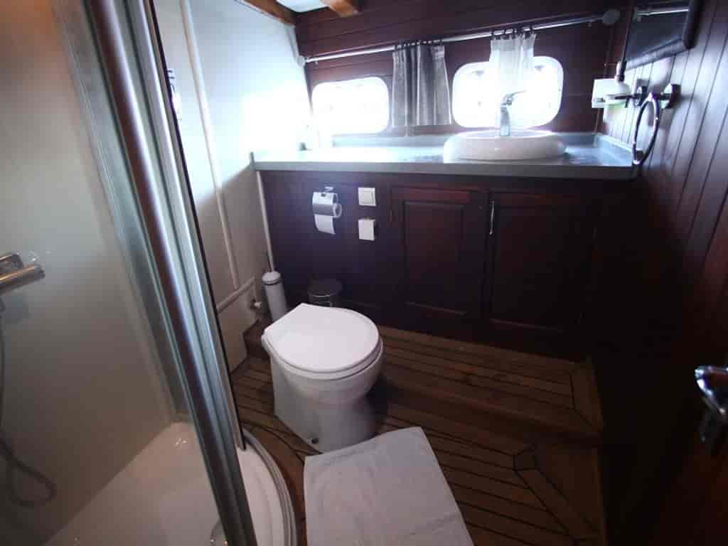 Boat picture 18