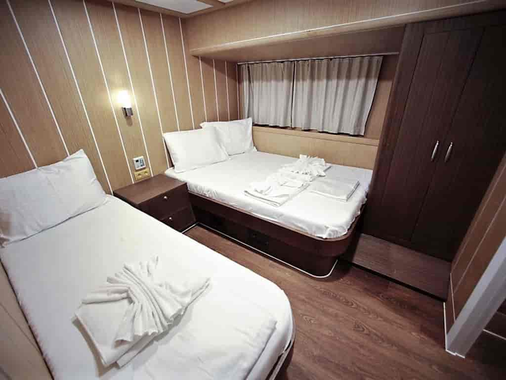 Boat picture 23