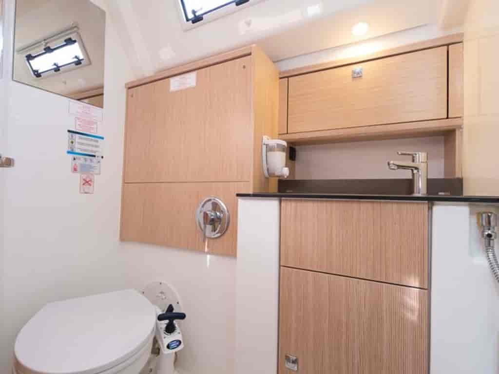 Boat picture 9