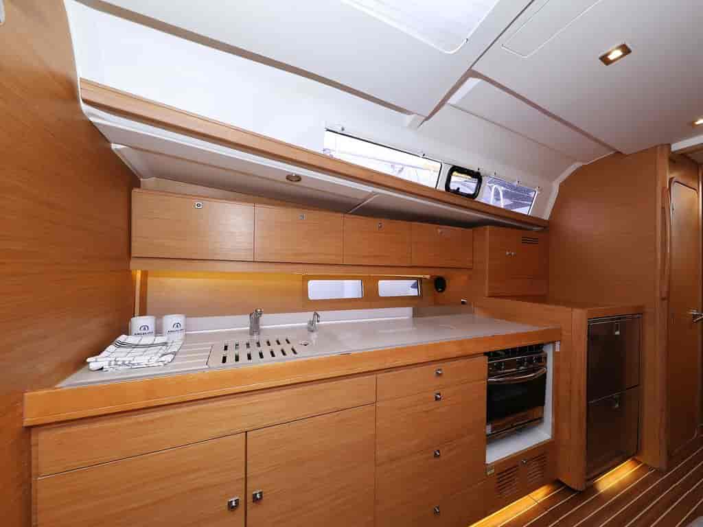 Boat picture 18