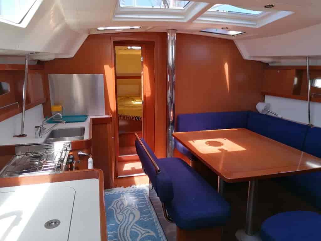 Boat picture 9