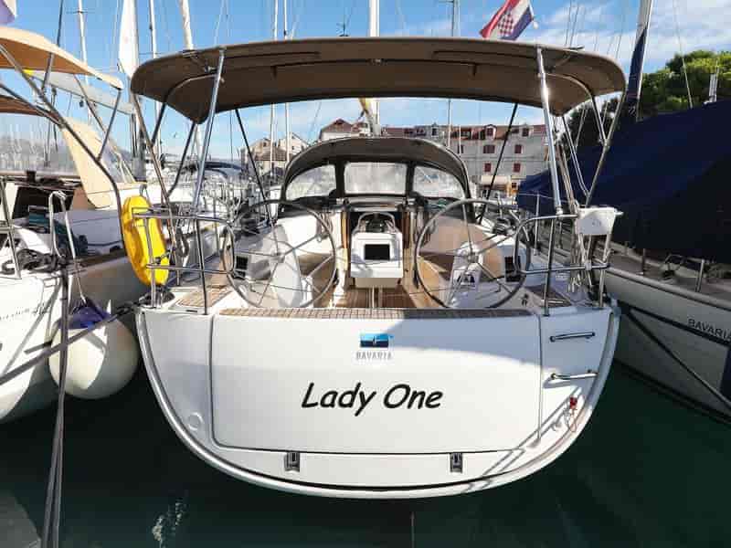 Photo of Lady One, image 1 of 5