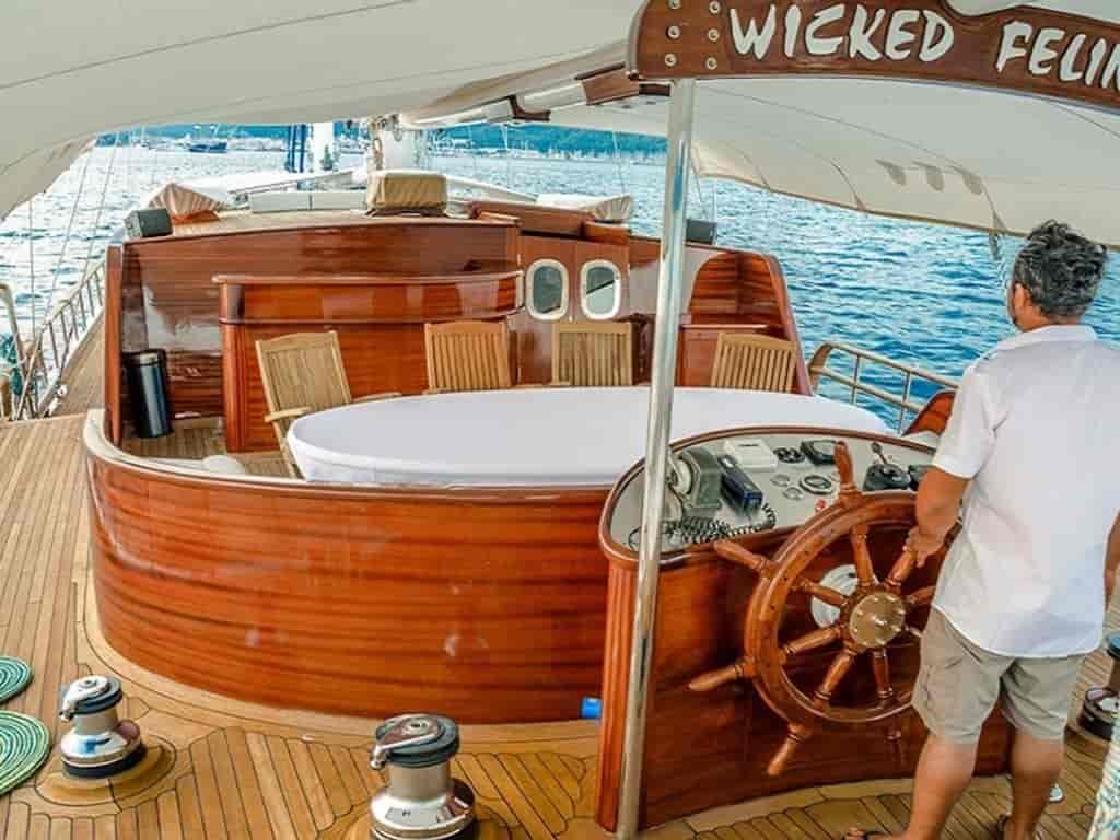Boat picture 17
