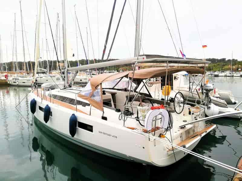 Photo of undefined, image 1 of 10